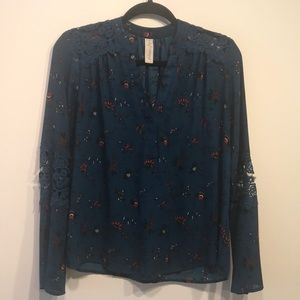 EVEREVE Allison Joy Teal Printed Blouse 🛍